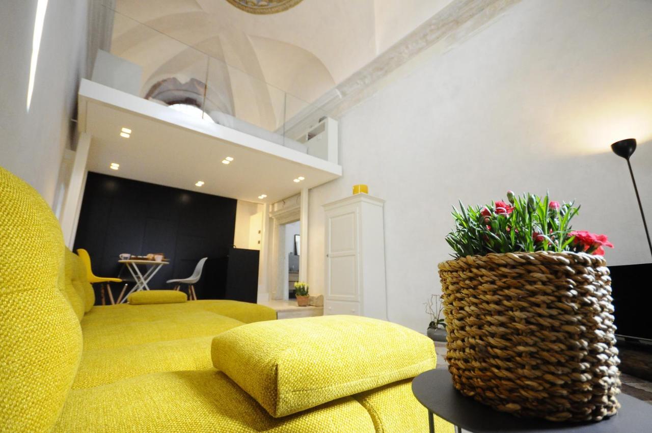 Holliday Charming Home เตรนโต ภายนอก รูปภาพ